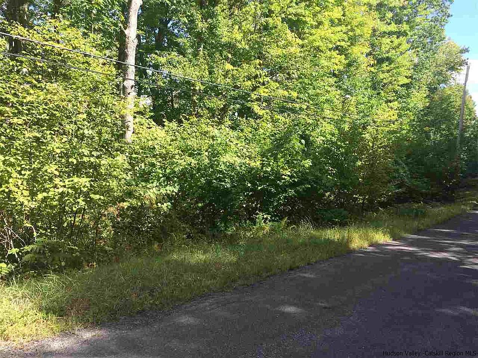 2nd image of Painter Hill Road