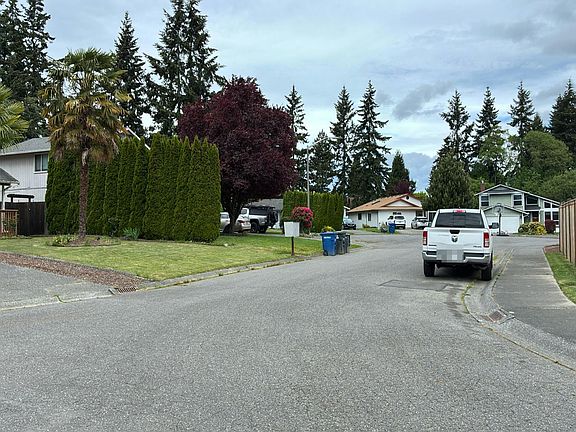 5th image of 1301 S 239th Pl