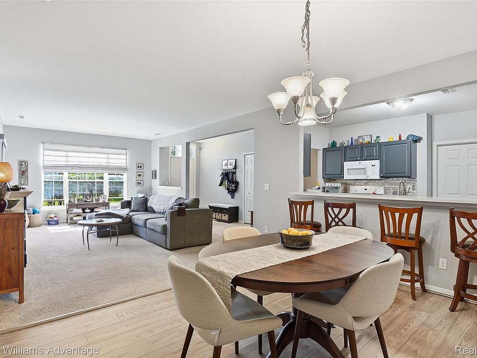 16747 Carriage Way, photo 20