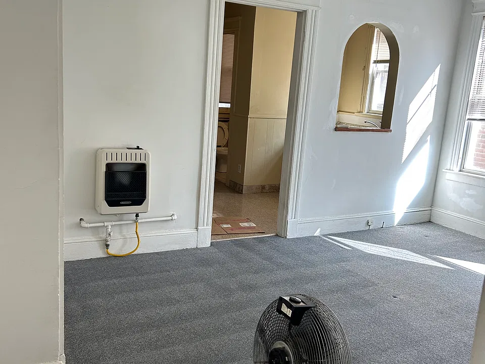 29 Maple Ave #1