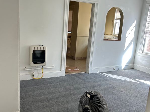 29 Maple Ave #1