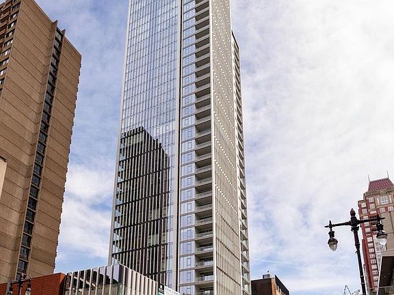 3rd image of 301 S Broad St Unit 1902