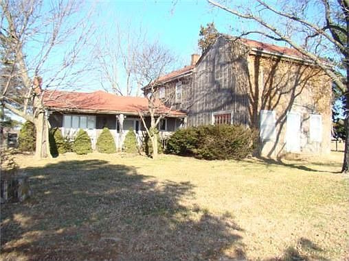 2nd image of 23614 NE 164th St