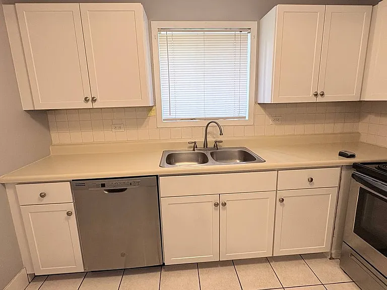 1846 N Goodwin Dr #2A — Photo 23