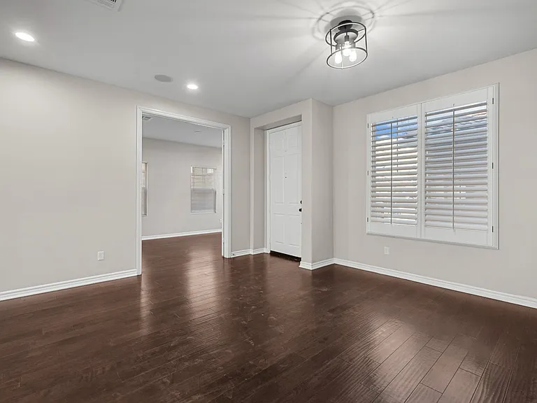 37200 Pergola Ter — Photo 14