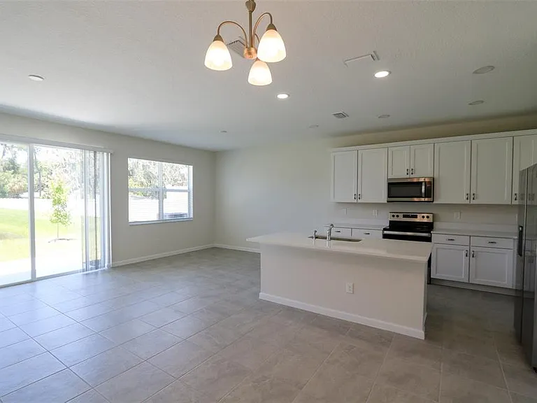 10914 Quickwater Ct — Photo 2