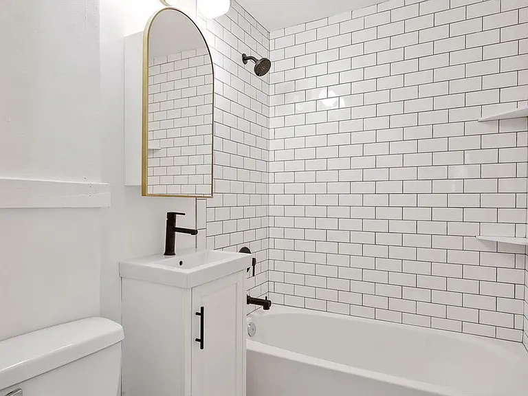 2415 Harriet Ave #4 — Photo 12