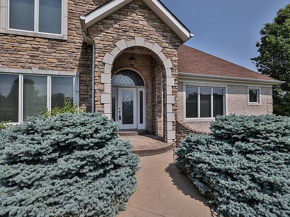 3rd image of 4618 Guildford Dr