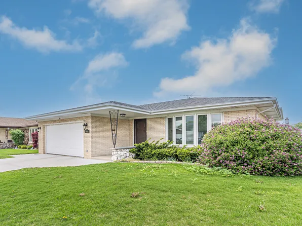 11020 Raleigh St, Westchester, IL 60154