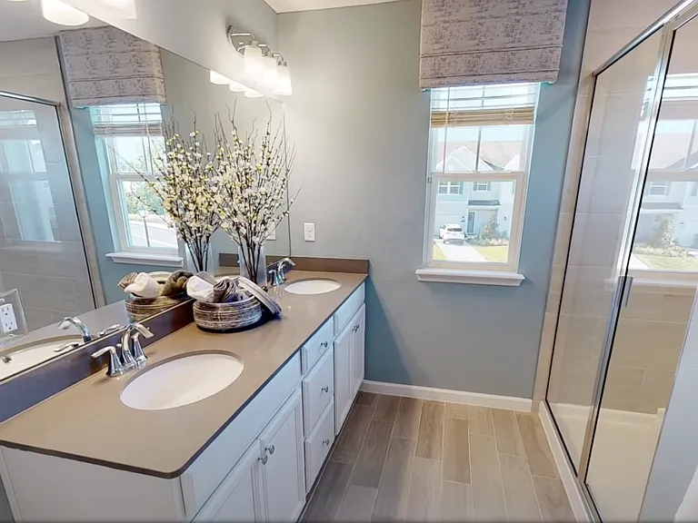 52 Viceroy Ct — Photo 8