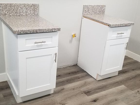 5th image of 434 W Plymouth St APT 4
