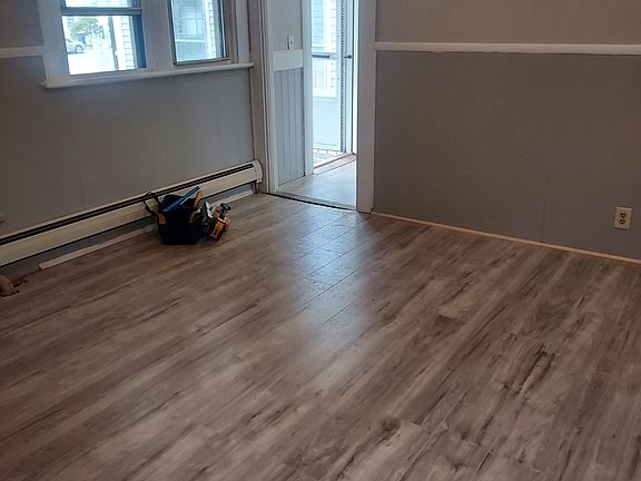 5th image of 319 Union St #1NW