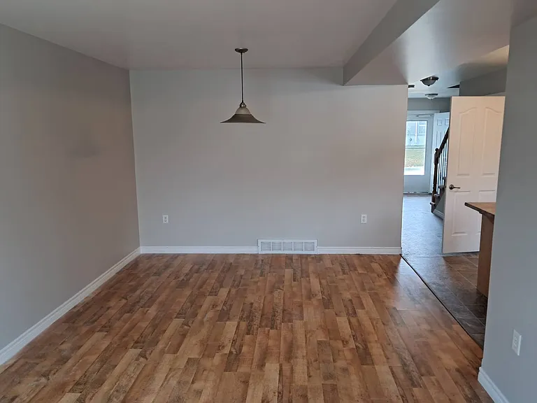 15 Karlee Ct — Photo 5