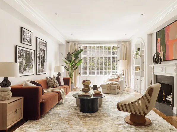 115 East 67th Street image 1 of 20