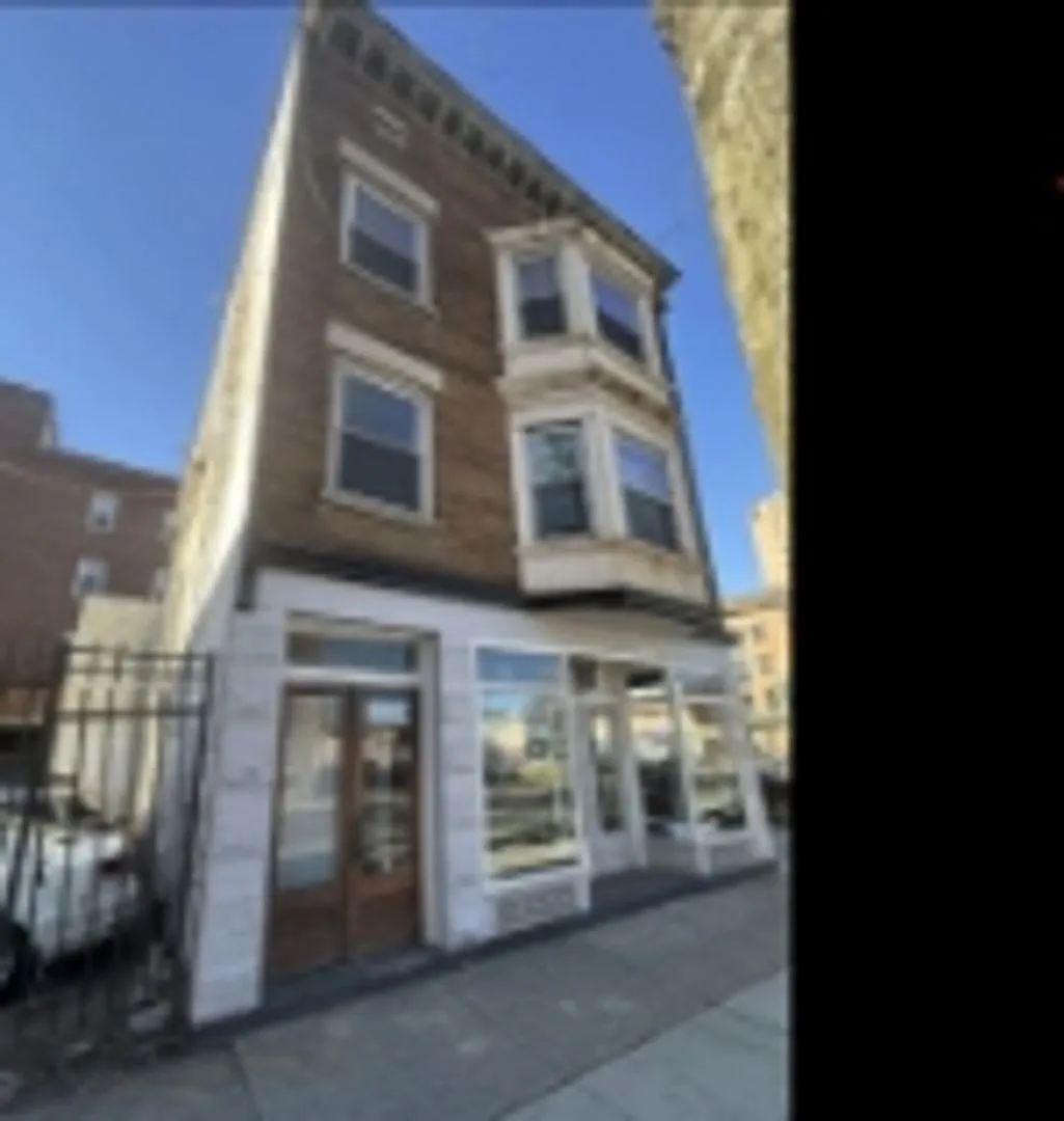 262 Washington Avenue — Photo 1