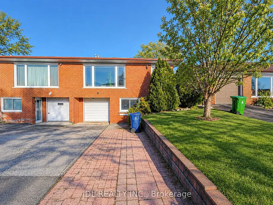 47 Greyhound Dr