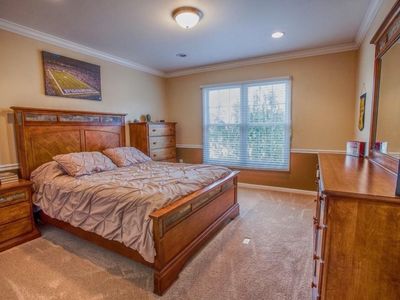 728 Silverleaf Dr, Greenwood, IN, 46143