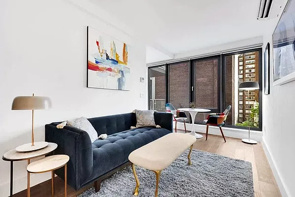 Rented by REAL New York | media 5