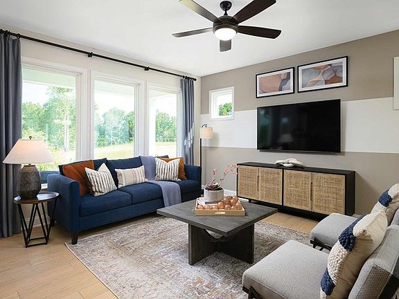 The Bushwick II - Family Room