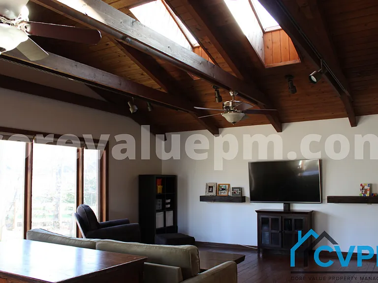1771 Crofton Pkwy — Photo 12