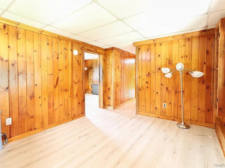86 Carpenter Rd — Photo 15