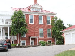 208 Woodson Dr, Poteau, OK 74953