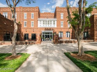 10619 Meeting St Unit 304, Prospect, KY