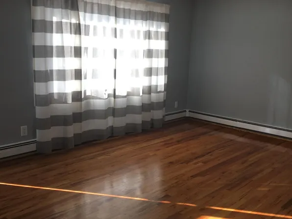 6129 Shannon Ave, Cheyenne, WY 82009