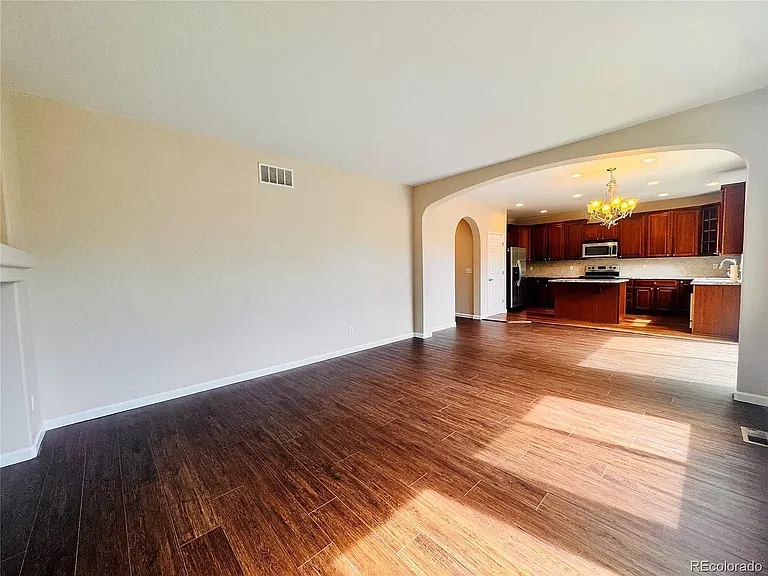 7730 S Joplin Way — Photo 8