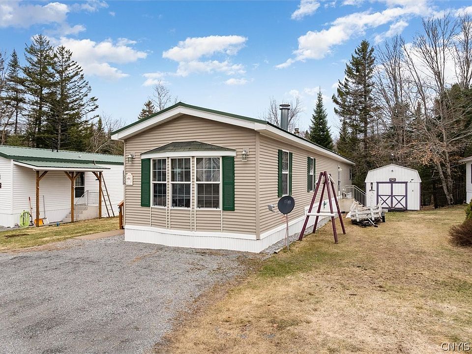 1st image of 114 Lecours Dr
