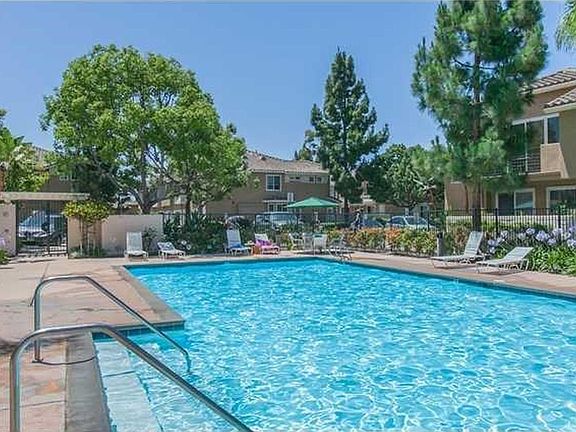 Great community pool!