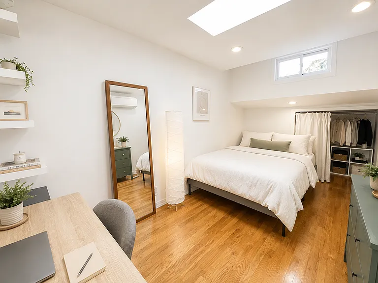 358 Henry St #5F — Photo 3