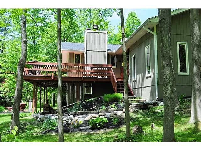 30 Deer Run photo 1