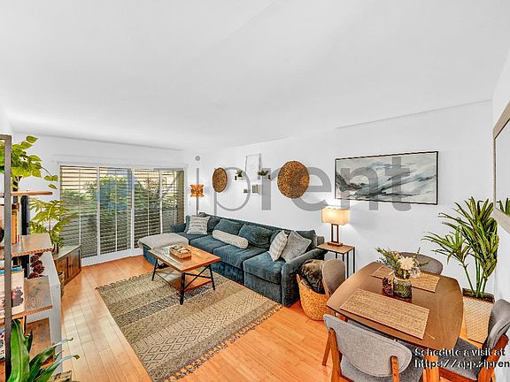 4th image of 2884 Sawtelle Blvd APT 209
