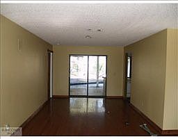 3rd image of 1693 Virginia Ave