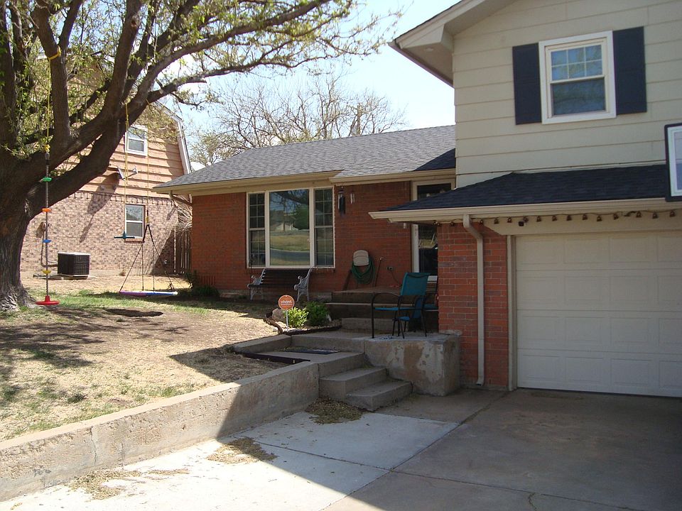1st image of 1604 Evergreen St