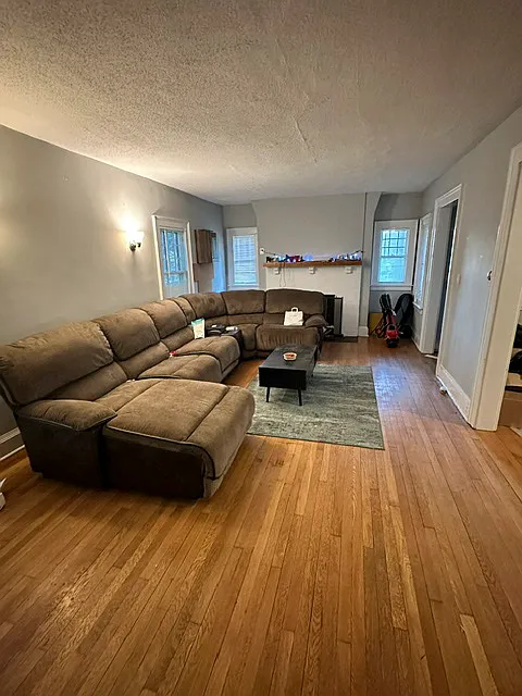 54 N Main St