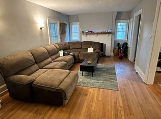 54 N Main St, West Hartford, CT 06107