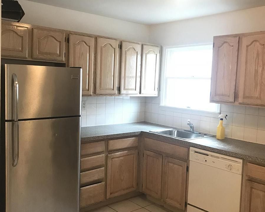 1st image of 326 Huntington Ave #1