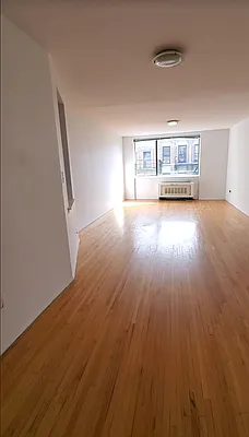 Rented by Bond New York | media 6