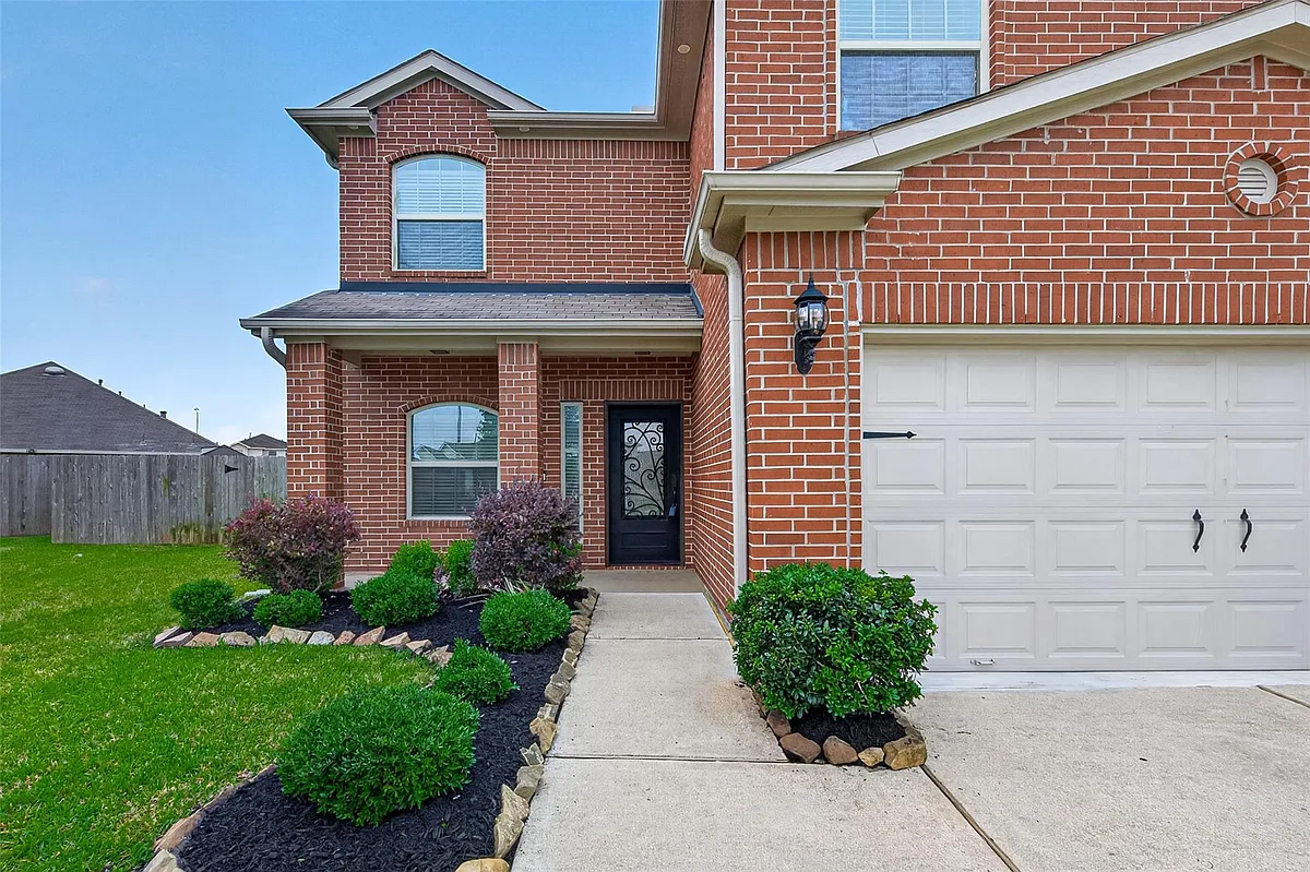 Building Photo - 13202 Versace Dr
