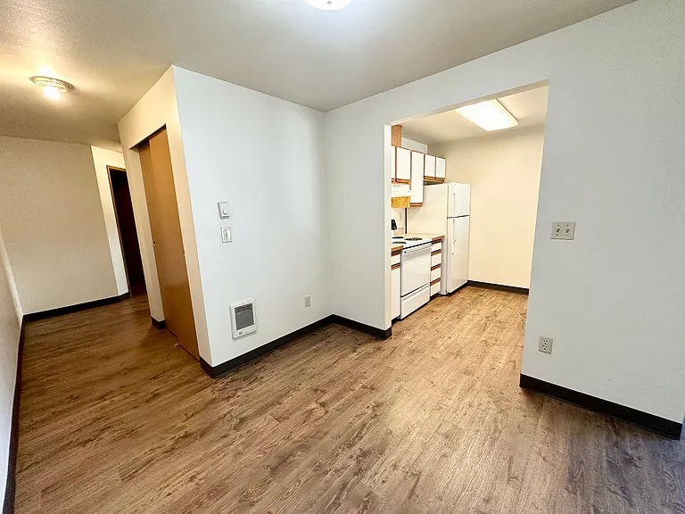 808 Juniper Ave — Photo 29