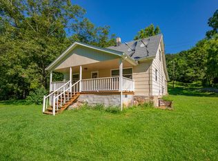 4908 Wolf Creek Rd, Narrows, VA 24124