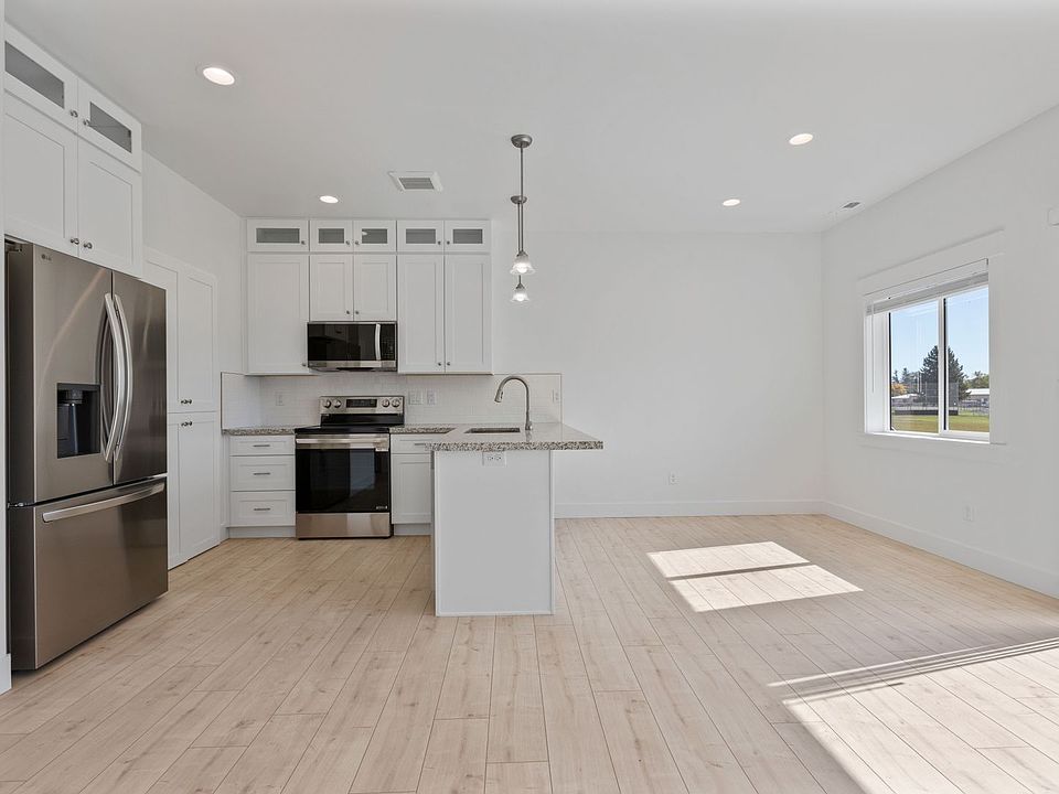 1st image of 1108 Home Run Ave