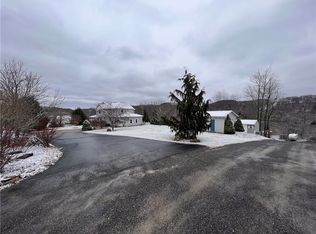 324 Ash Ln, Punxsutawney, PA 15767