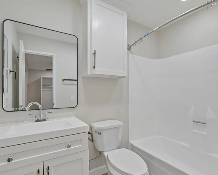 14420 Vista Real Apts — Photo 20
