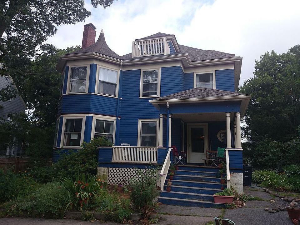 1st image of 7 Park Ln