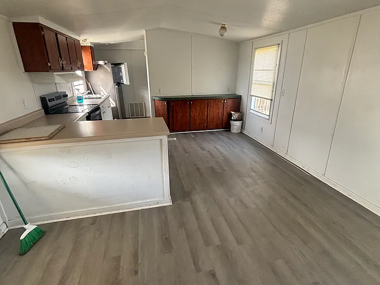 1265 Bill Davis Rd — Photo 5