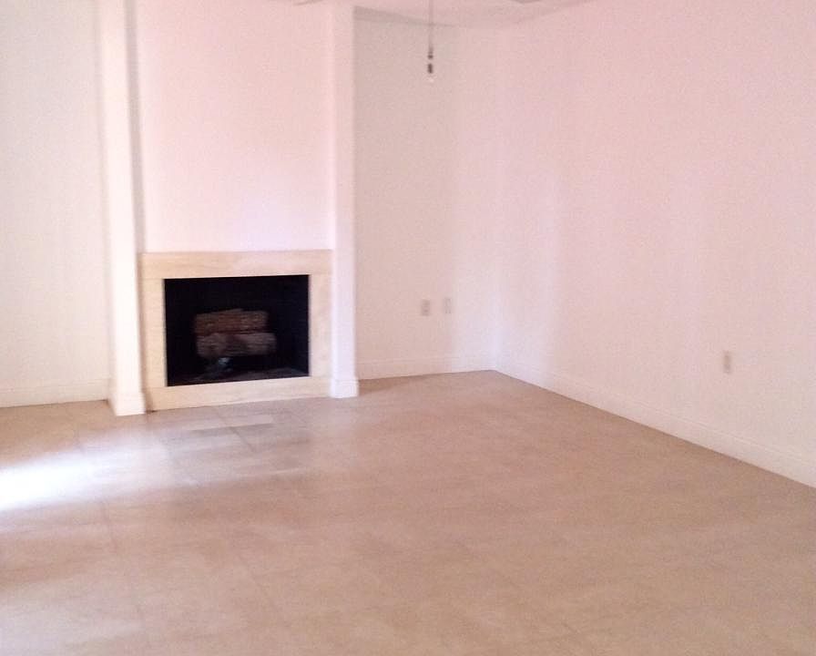 Living Room with fireplace