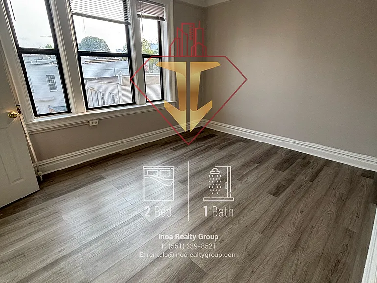 7-11 Garrison Ave #34 — Photo 9